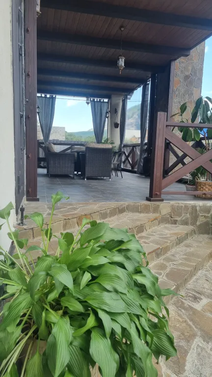 Новый дом с финской сауной, террасой и видом на гору Змейка