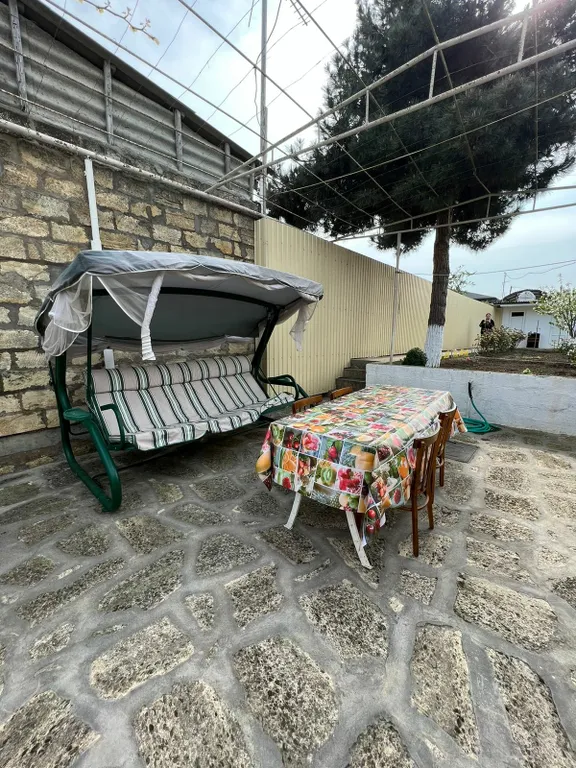 Уютная дача рядом с берегом моря