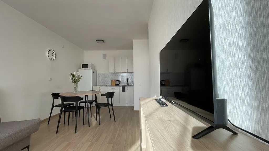 Квартира Квартира Не в отеле, а в квартире рядом с арена авто солнечный — Екатеринбург