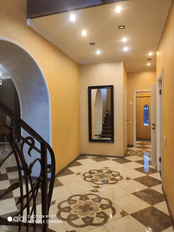 Дом,русская баня в охраняемом поселке