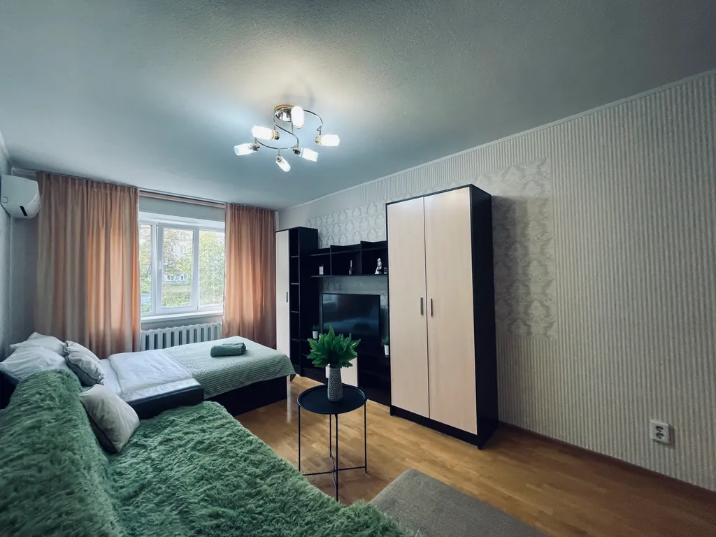 Уютная квартира рядом с ижевским зоопарком, ИЖГТУ и ИЖГСХА от Город 18