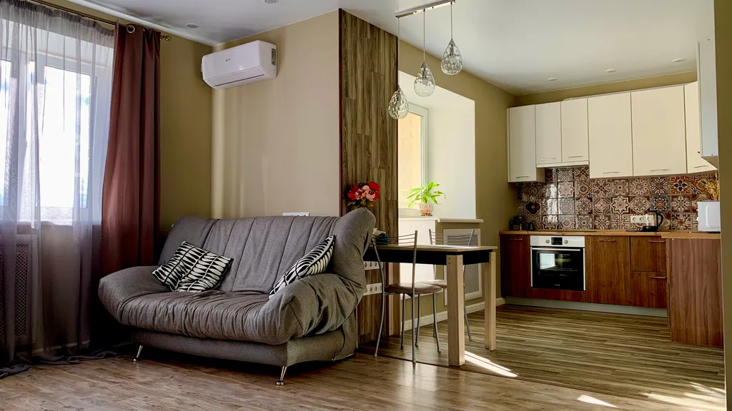 Апартаменты в центре с видом на Волгу