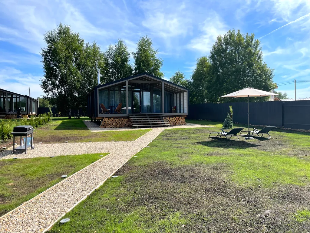 Домик с видом на реку