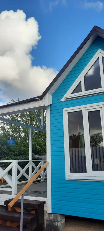 Коттедж Дом со своим отдельным двором — Кучугуры