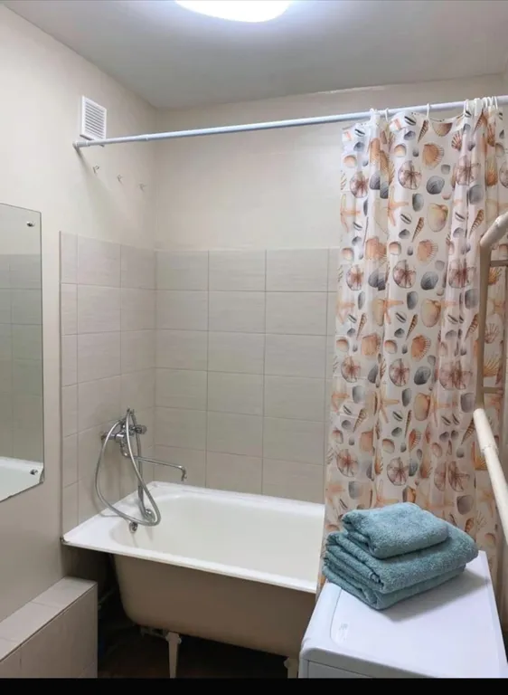 Светлая квартира недалеко от набережной