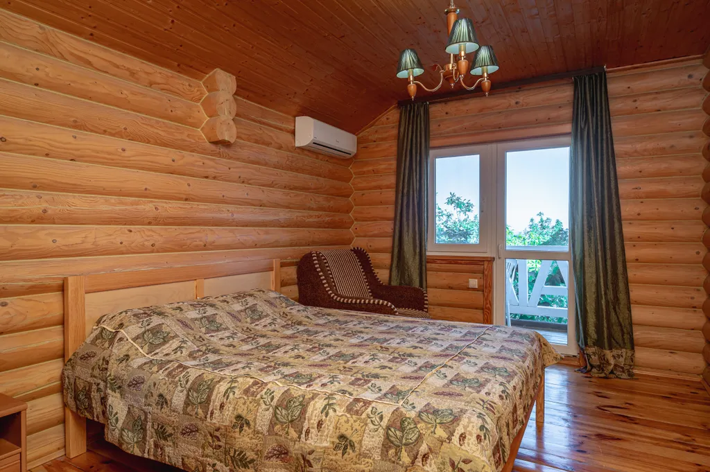 Этаж деревянного сруба