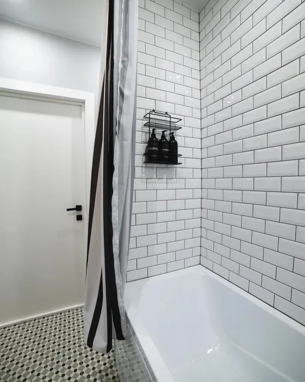 Желтая студия с панорамным видом на город и Двину