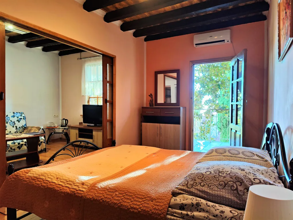 Квартира Комната — аренда посуточно в Алупка