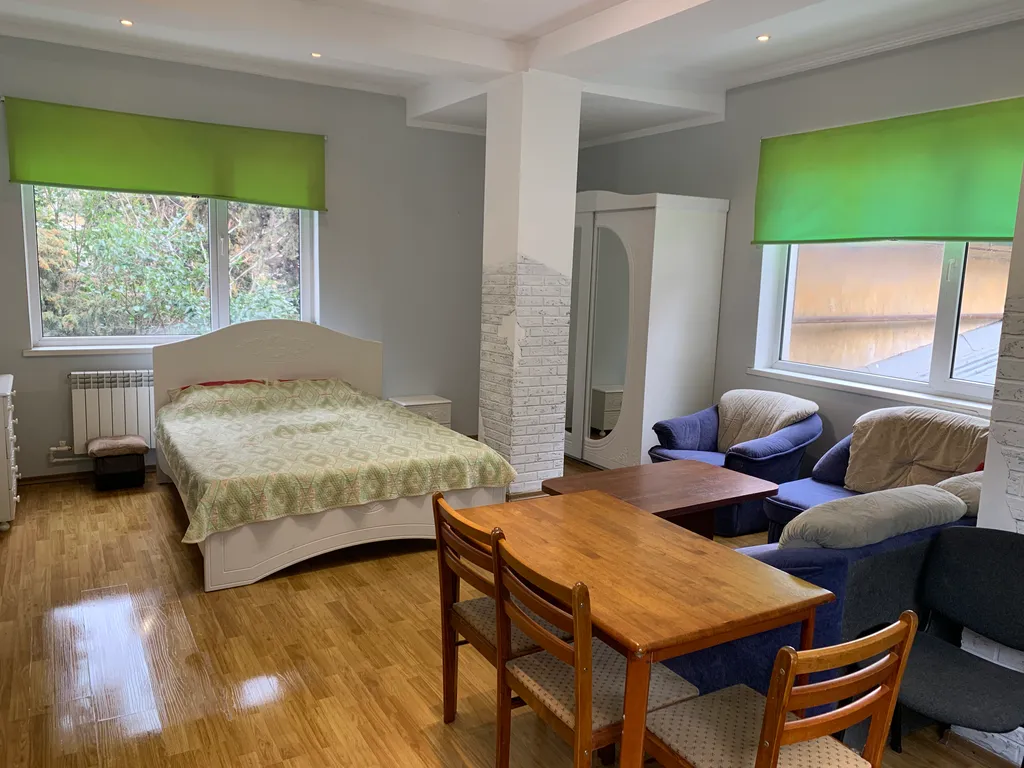 Апартаменты в самом центре до 5-ти человек с бесплатным паркингом