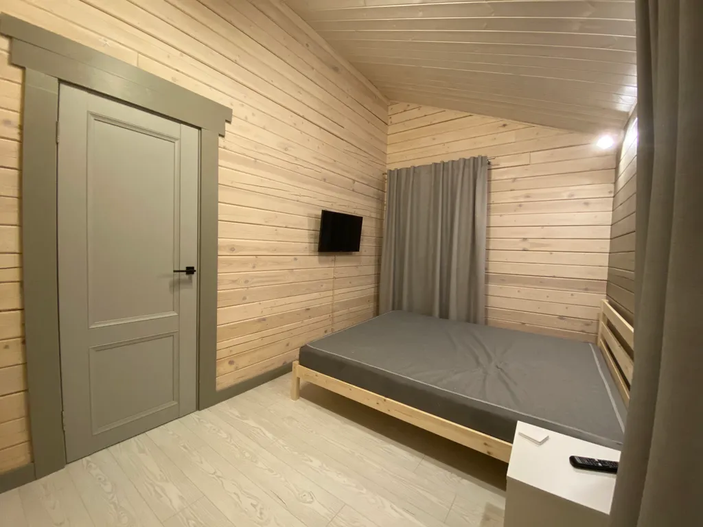 Дом шале рядом с городом