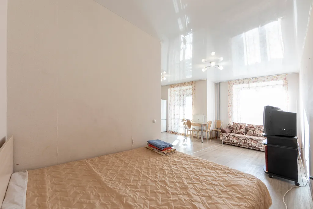 Уютная светлая студия в районе дома обороны