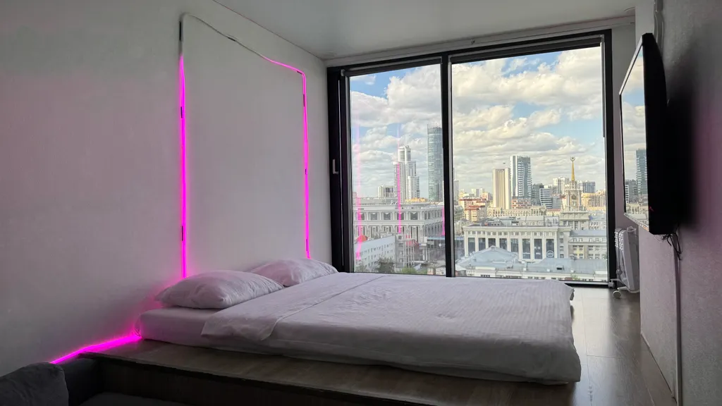 Апартаменты Pink neonlight