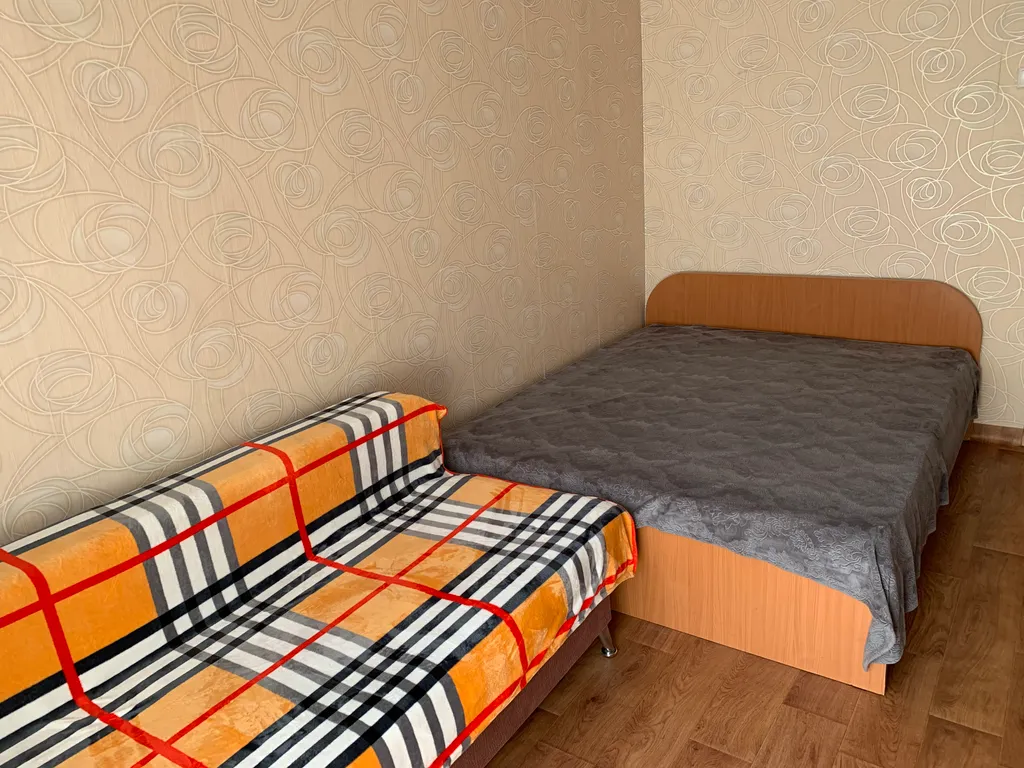 Квартира 1-комнатная квартира через дорогу от ТРЦ Планета — Красноярск