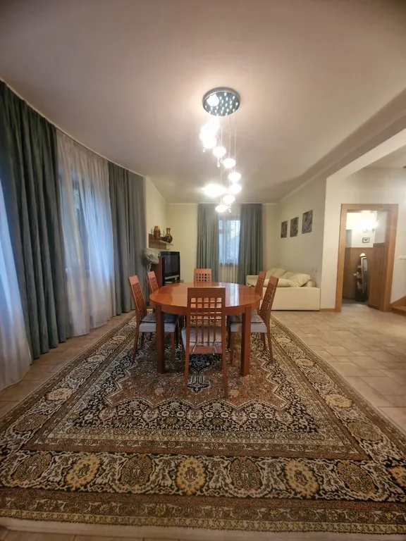 Дом в центре города