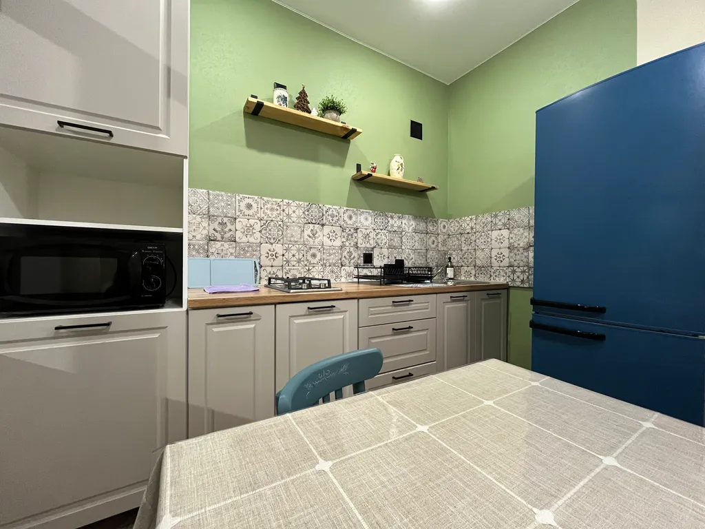 Ваш Рантье на Самойловой 12 близ отеля Меридиан