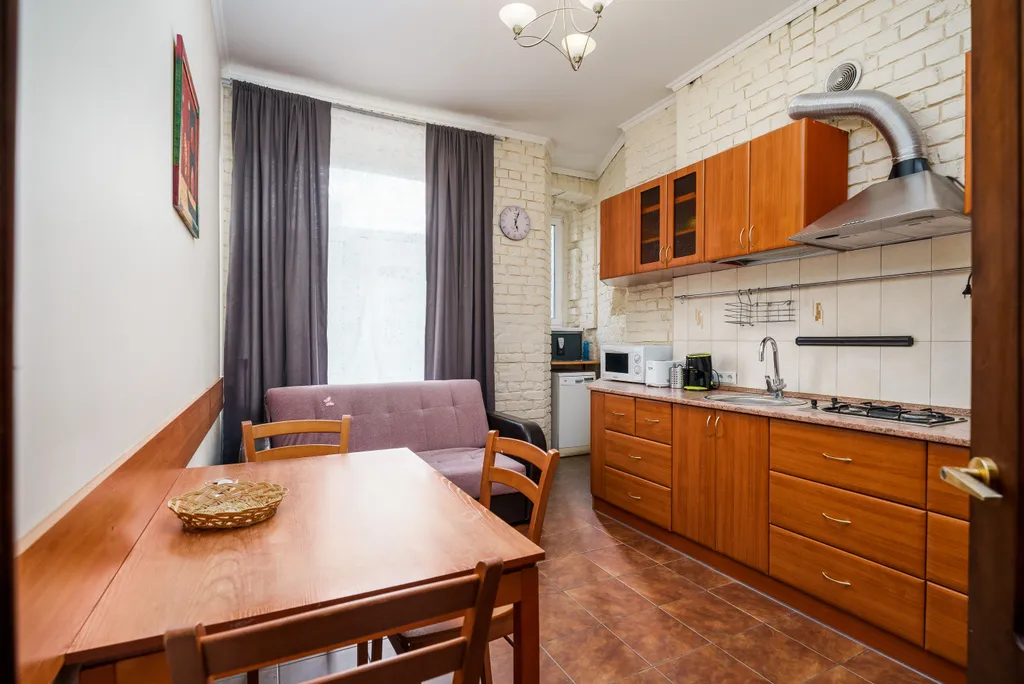 Уютная 1-комнатная квартира на 5 гостей в "Park Lane Inn"