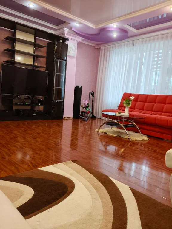 Просторная трёхкомнатная квартира в центре города