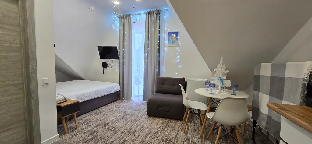 Апартаменты на берегу озера Еловое