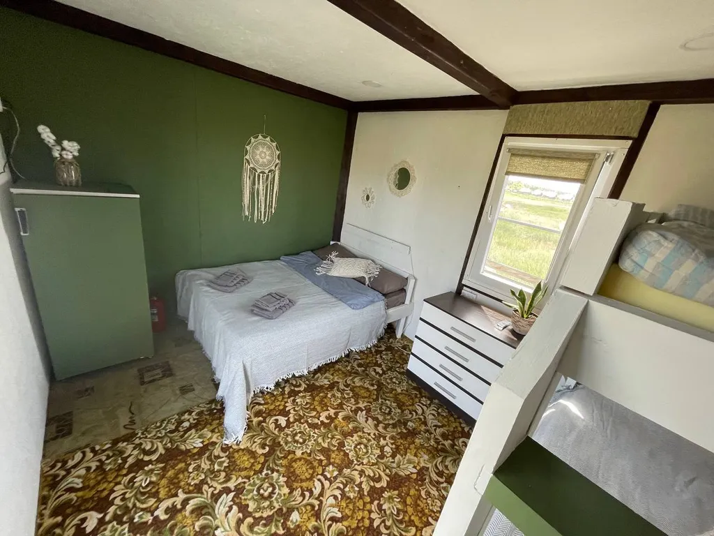 Летний четырехместный домик с верандой