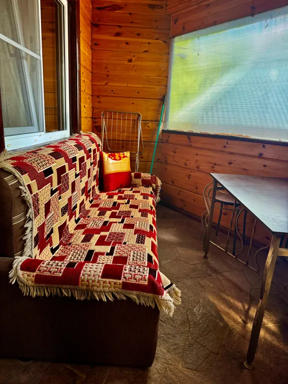 Коттедж Благоустроенный дом для двоих на берегу озера Селигер — Заборки