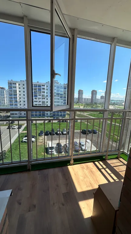 Просторная двухкомнатная квартира на набережной реки Амур