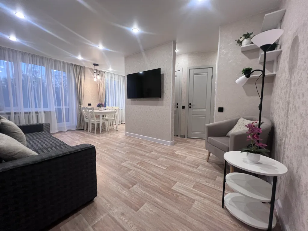 Просторная квартира в курортном районе — аренда посуточно в Сестрорецк