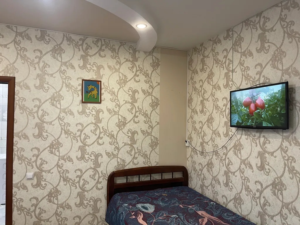 Сдаю посуточно 1 ком квартиру. Ленинский район. Теплый пол. парковка.