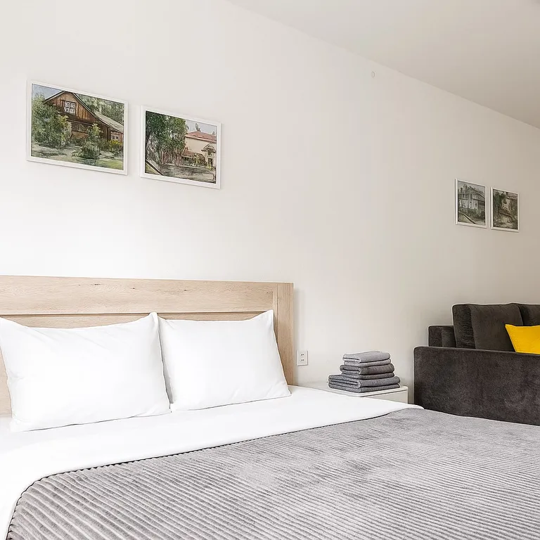 Квартира с современным ремонтом возле Брестской крепости