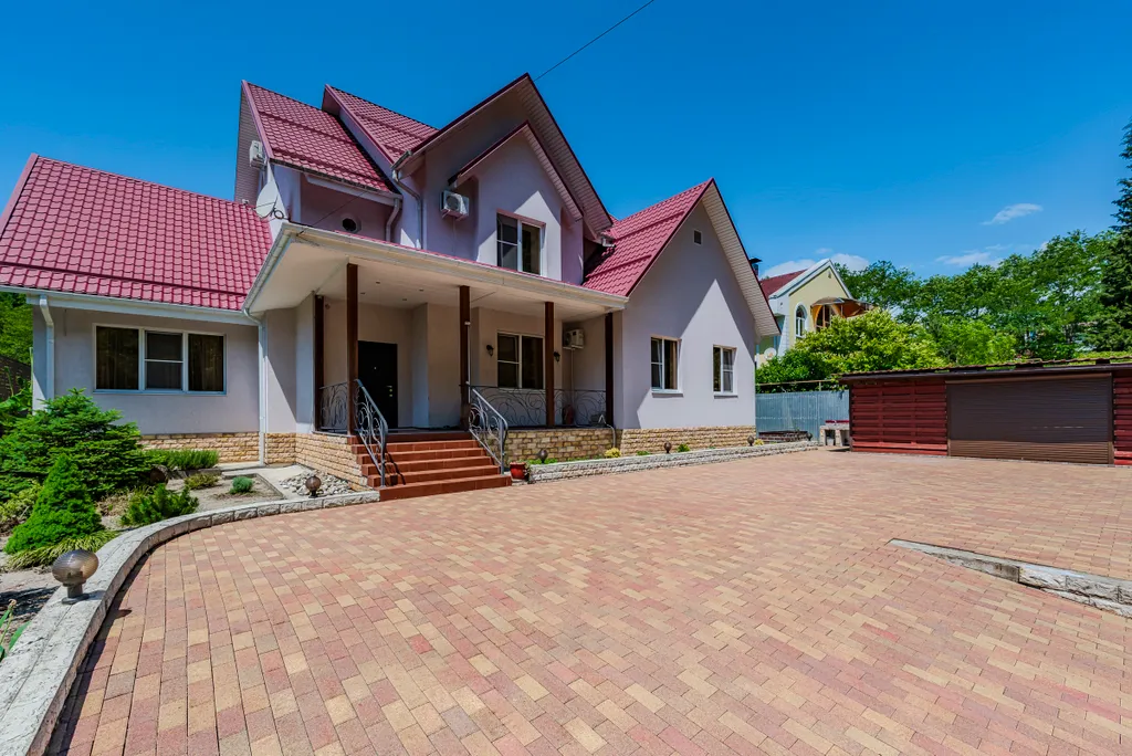 Коттедж Просторный дом с видом на горы — Краевско-Армянское