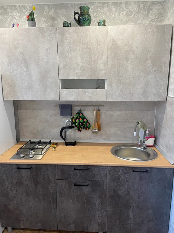 Рядом с центром