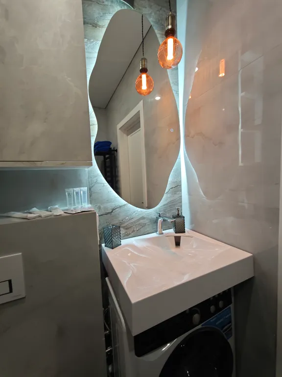 Квартира с дизайнерским ремонтом в шаговой доступности от моря