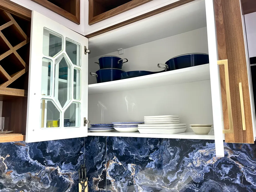 Двухкомнатный апартамент с восхитительным видом на парк и море