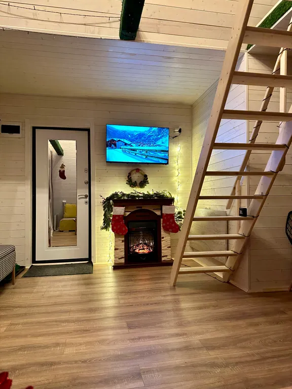 Глэмпинг у реки