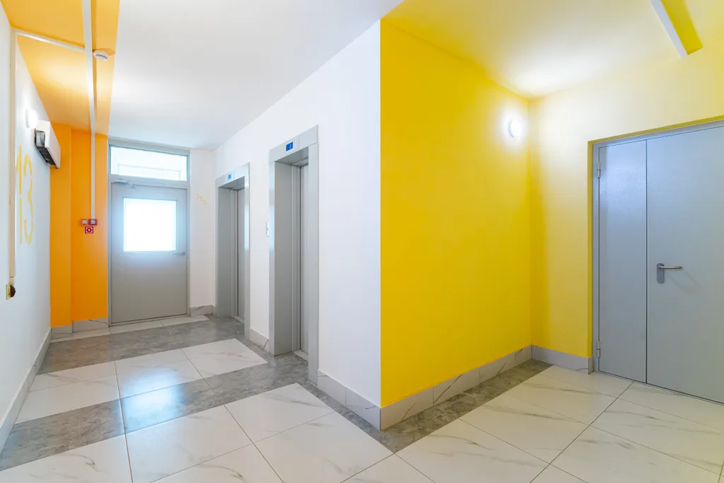 Современная квартира с кинотеатром