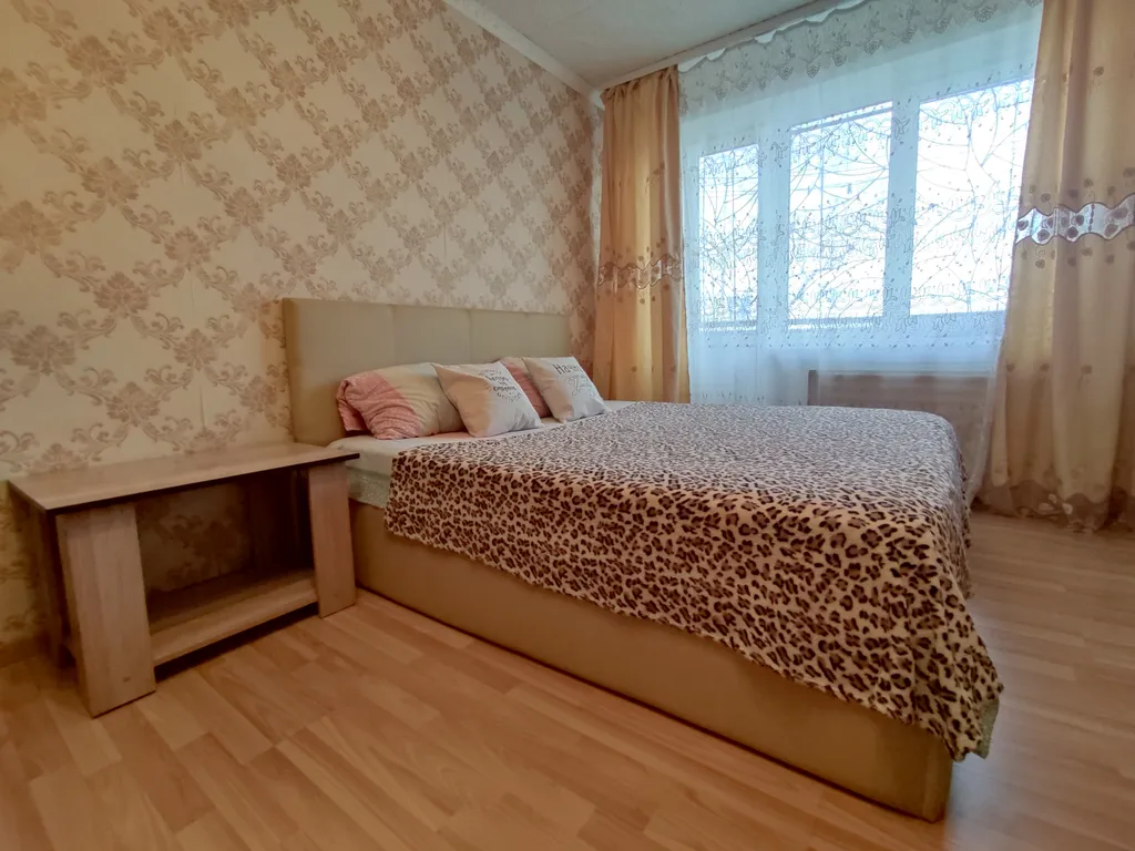 Квартира в центре рядом с Мед графтом — аренда посуточно в Братск