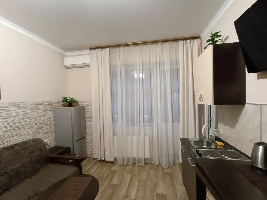 Квартира Квартира Два шага до моря и шикарного загара — Адлер