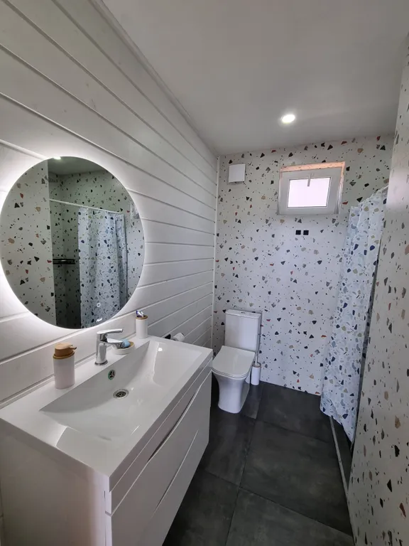 Уютный дом у моря