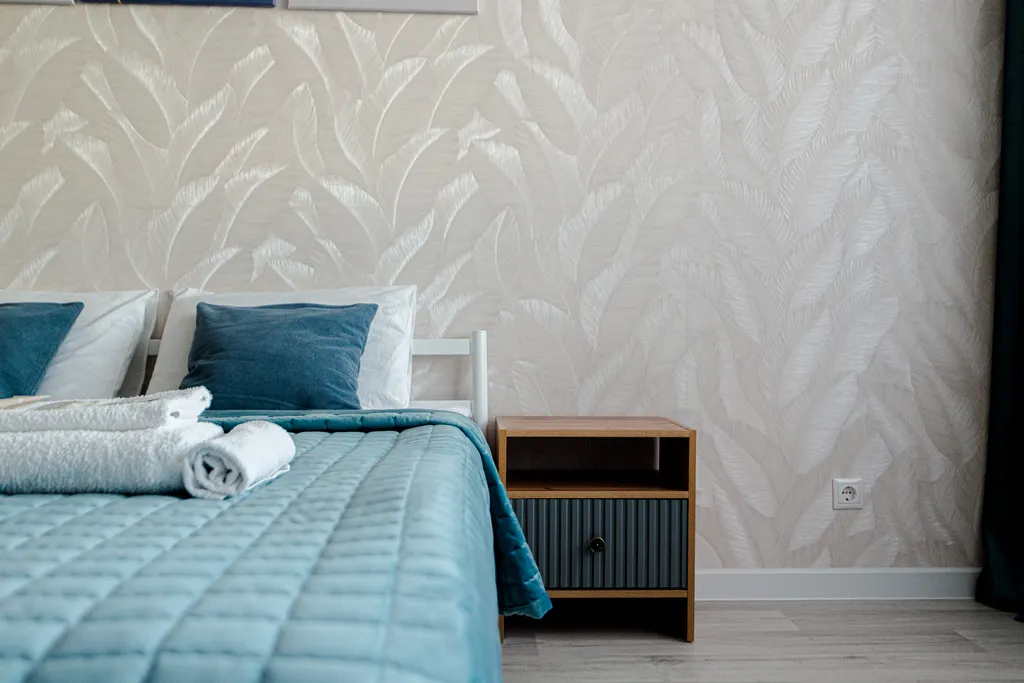 В центре у ТЦ Мега Молл, кондиционер, гостиничный сервис, бесконтактно