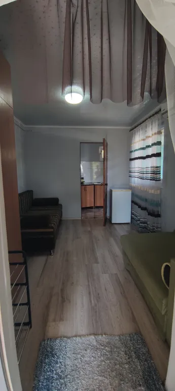 Уютный домик у моря со своим двором