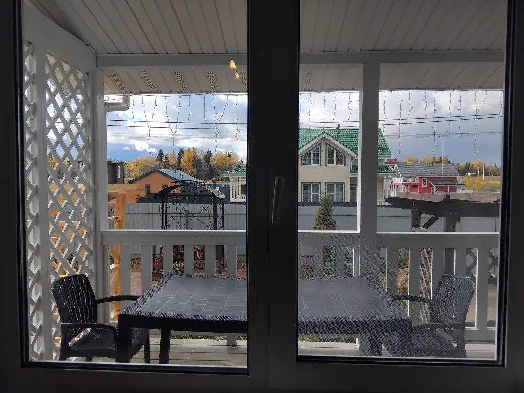 Дом с террасой, сауной рядом с лесом и пляжами