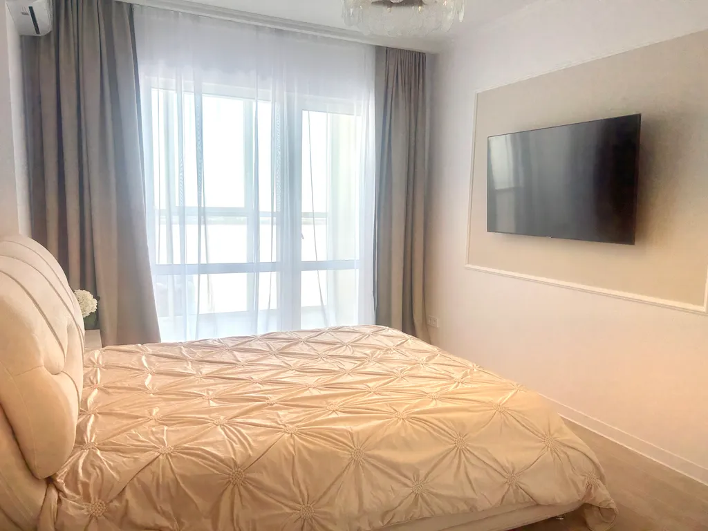 Стильные апартаменты Rich с шикарным видом на город и реку Амур.