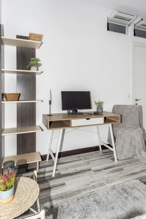 Ocean Breeze Retreat - Sea View Aesthetics