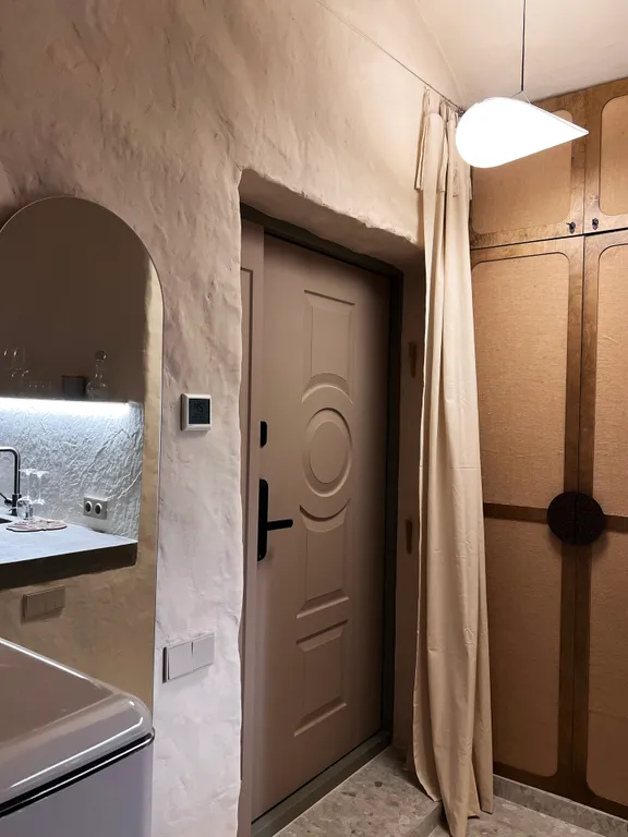 Квартира Квартира Cave Apartment: Уникальное пространство для отдыха и релаксации в стил — Санкт-Петербург