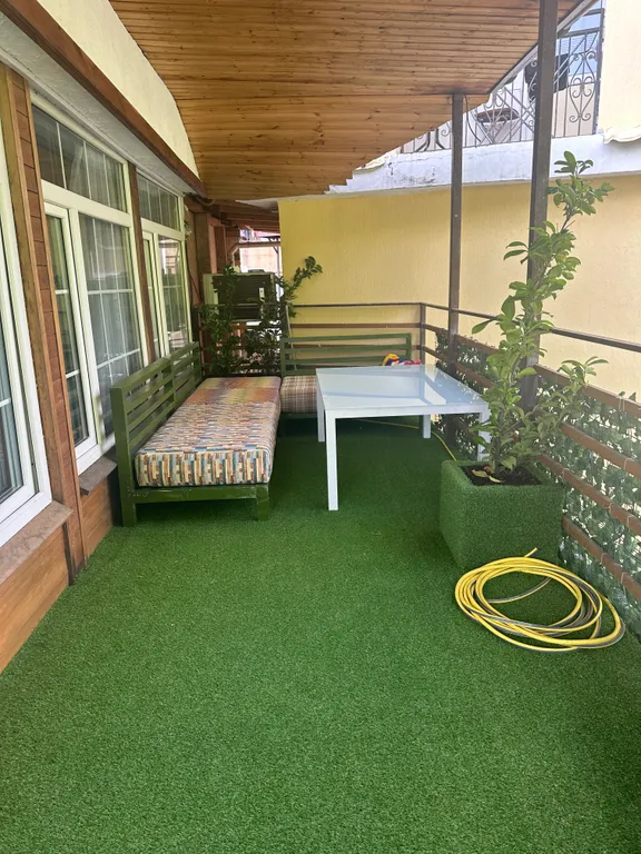 Студия на берегу моря