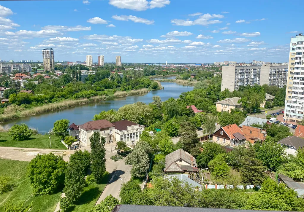 Панорамный люкс с джакузи и камином