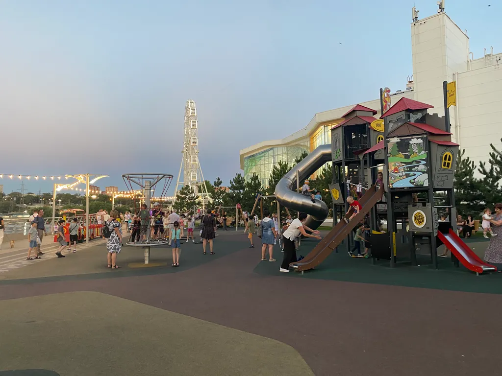 Уютная квартира около Аквамолла