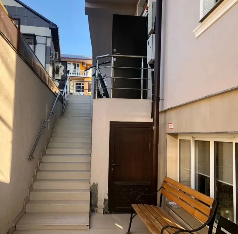 Студия благоустроенная вблизи моря