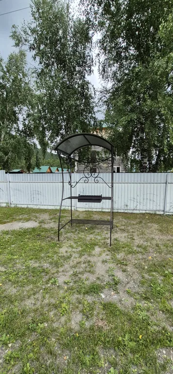 Домик с видом на горы