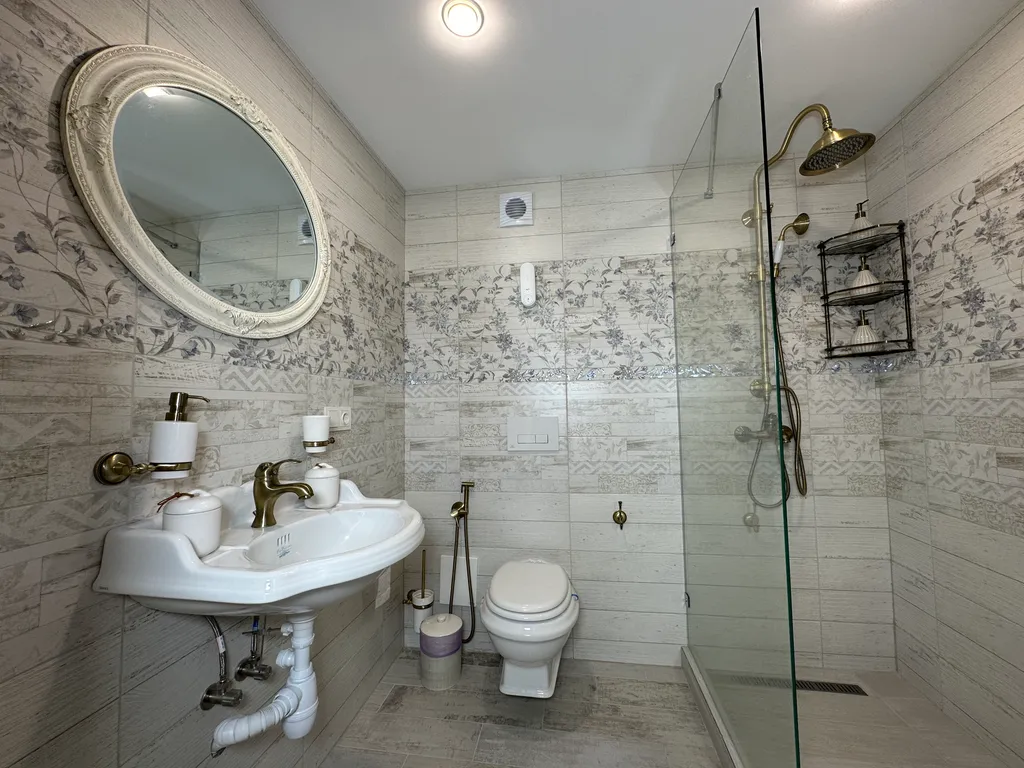 Уютный таунхаус с видом на лес