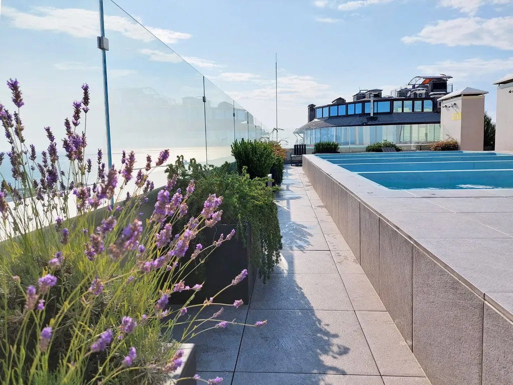 Дизайнерские апартаменты в центре города